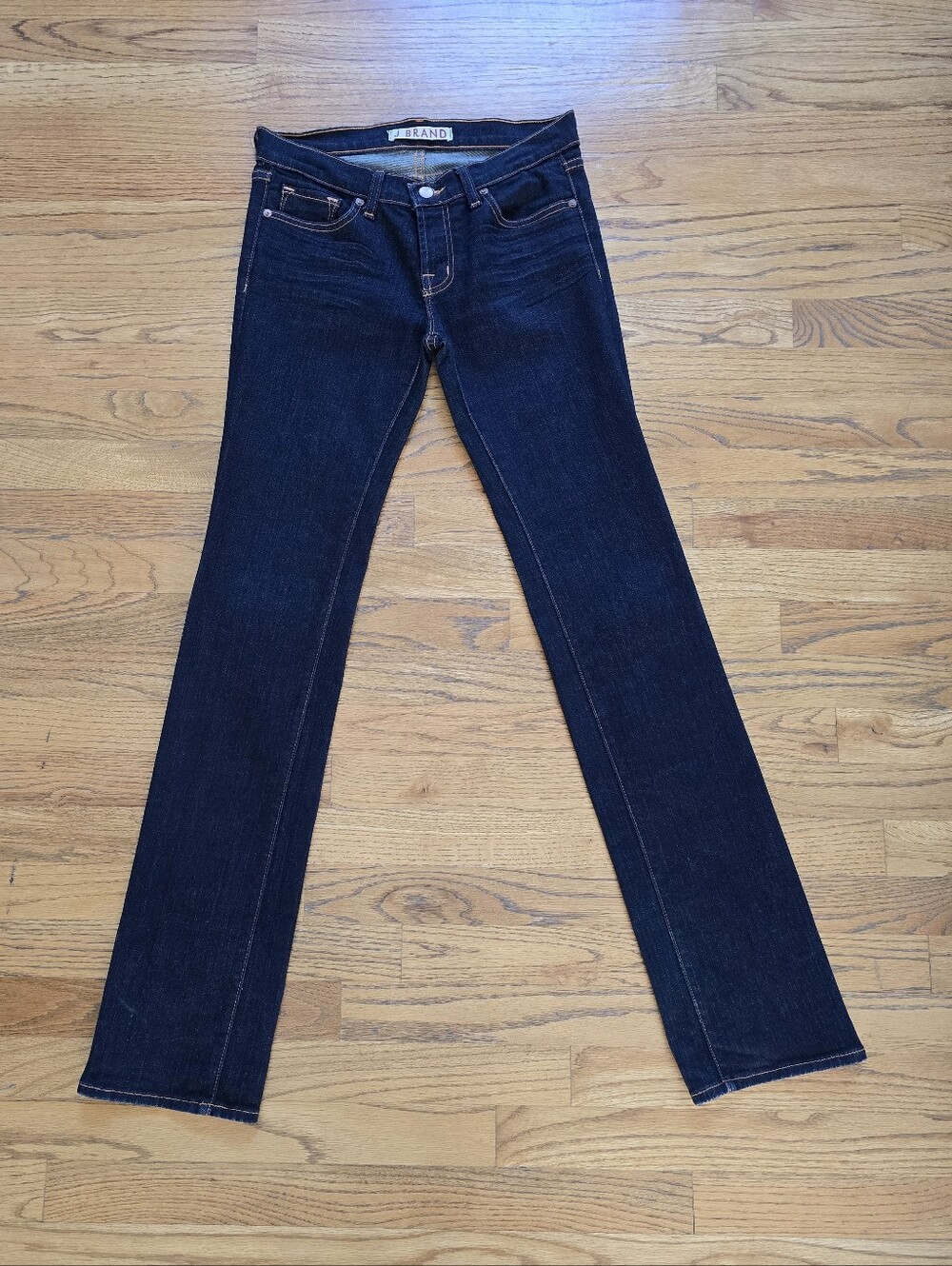 J Brand Women’s Dark Wash Cigarette Leg Jeans Size 27